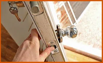 Philadelphia Top Locksmith Philadelphia, PA 215-716-7614 - 12-changing-locks